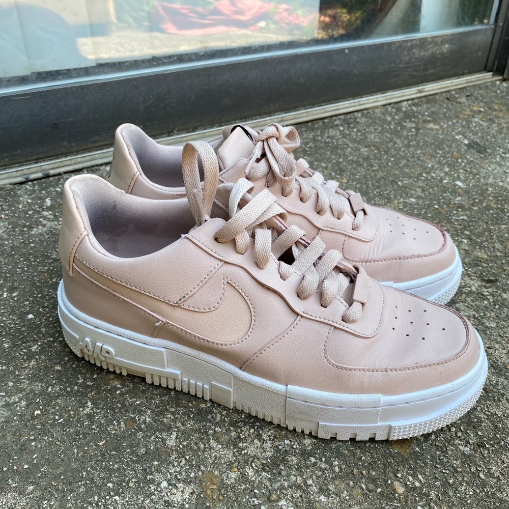Women’s Nike Air Force 1 Pixel Casual Platform